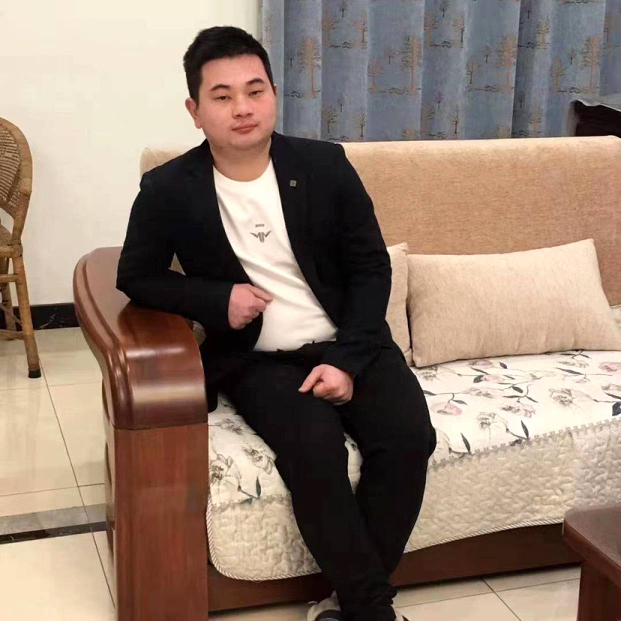 茹云飞的照片