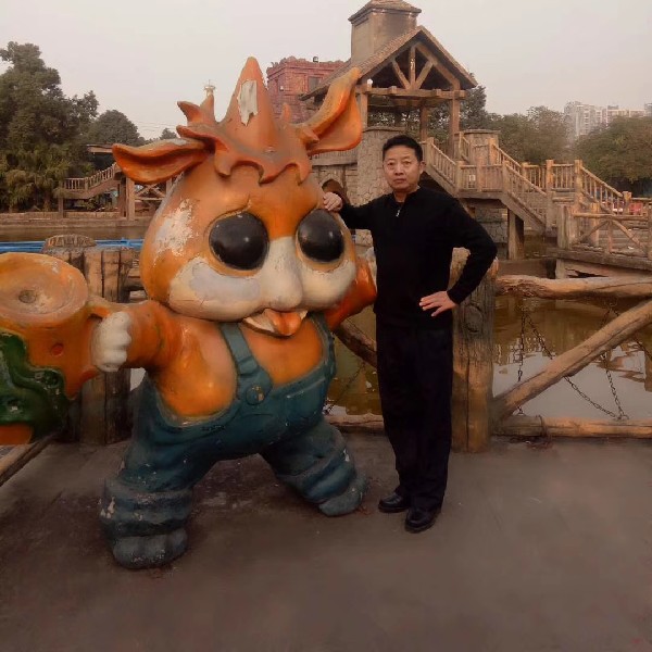 巨人与老迟到的照片