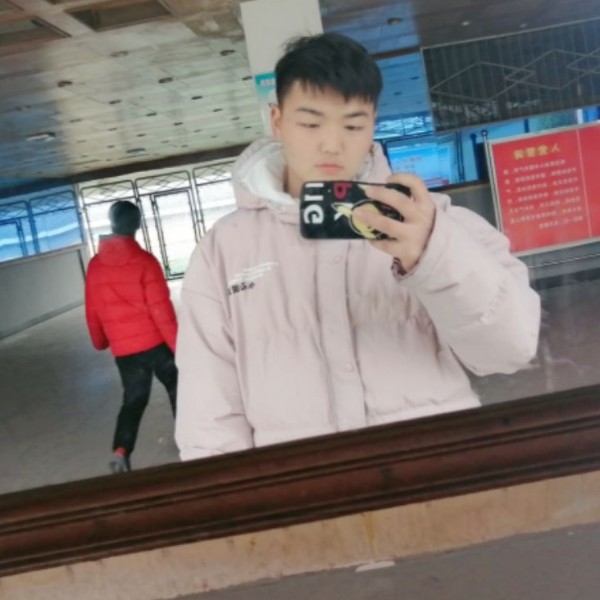 板凳等于傻傻的照片