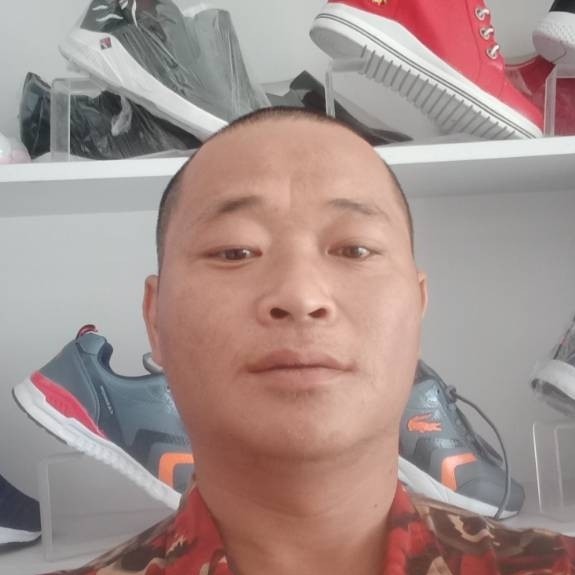 鑫鑫鞋业的照片