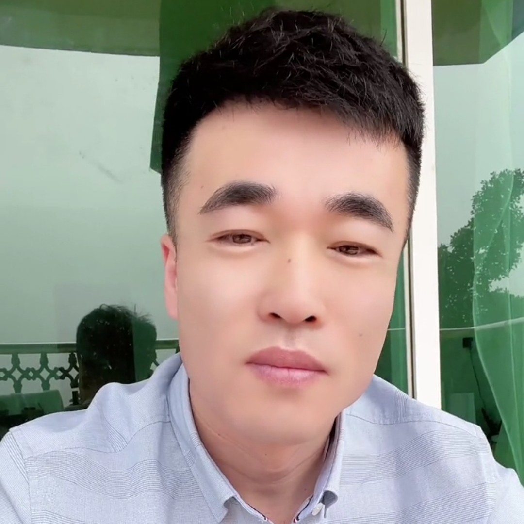 曲奇浅吻愉快的照片