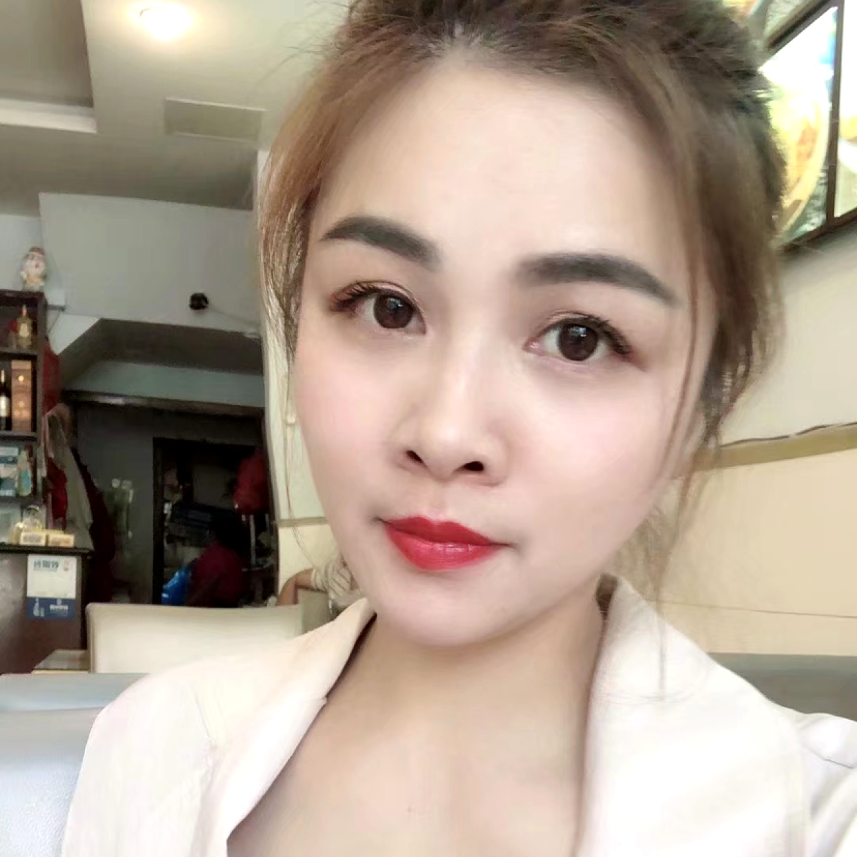 舒心用草莓的照片
