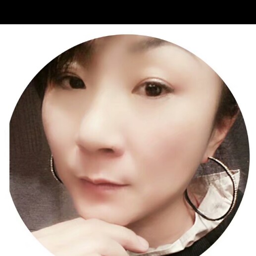 紧张戒指的照片