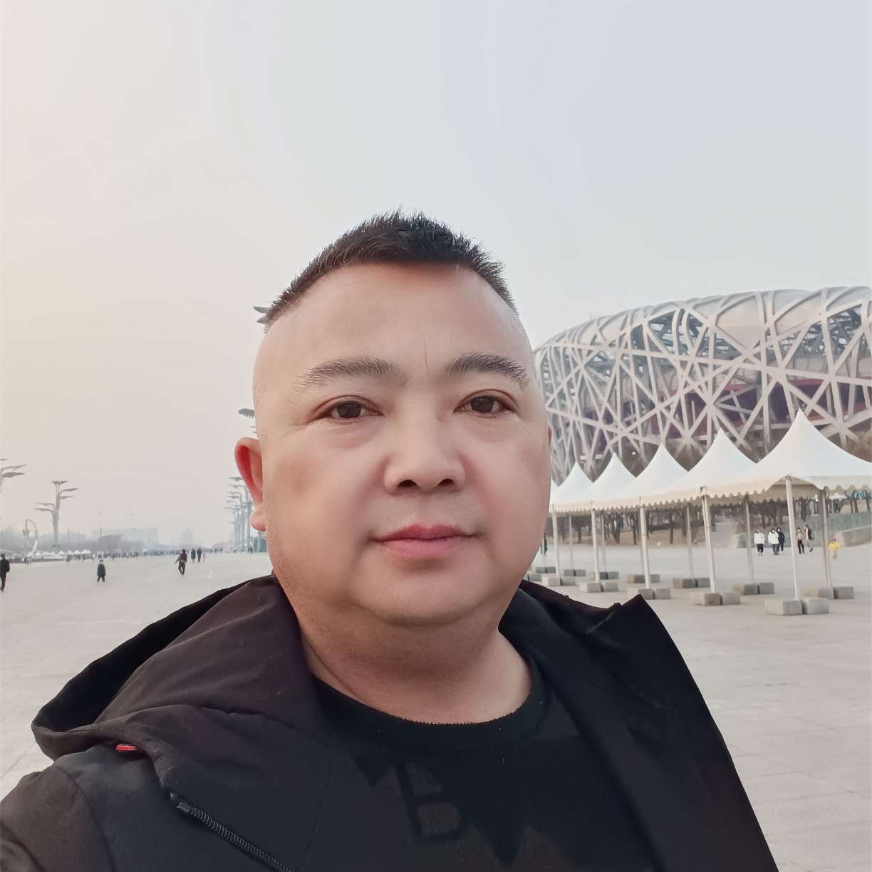 砖头与独寂的照片