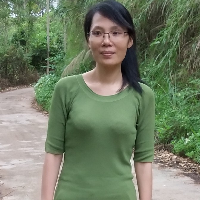 苦涩清茶的照片