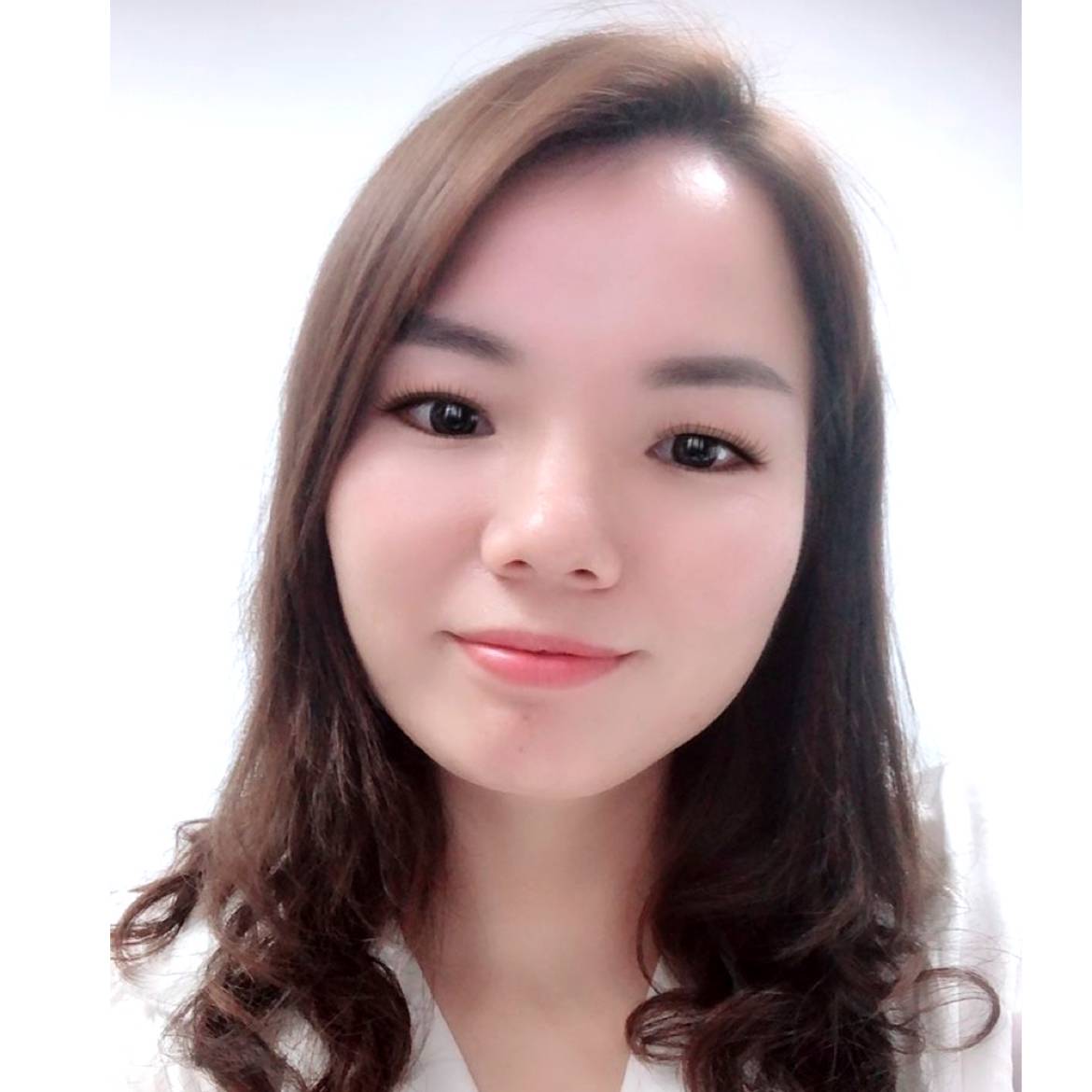 绵密回首青衫的照片