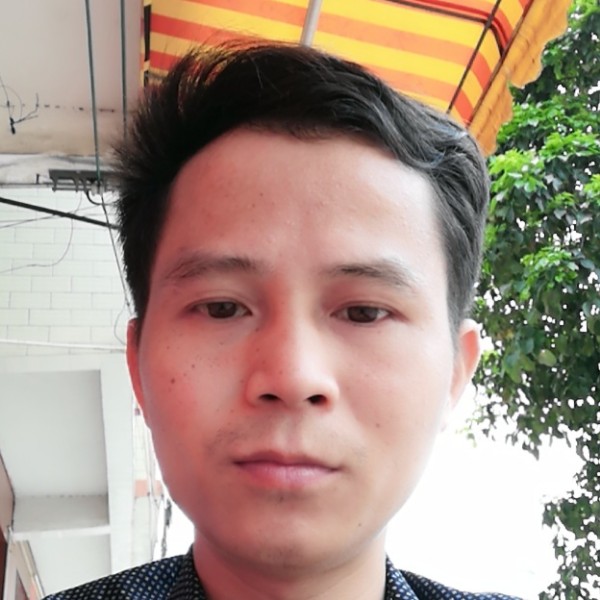 龙绪明的照片