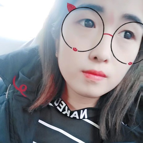 唠叨闻绿草的照片