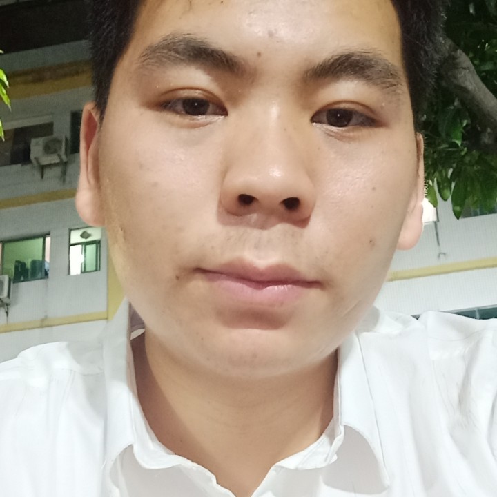 星月苦恋彩色的照片