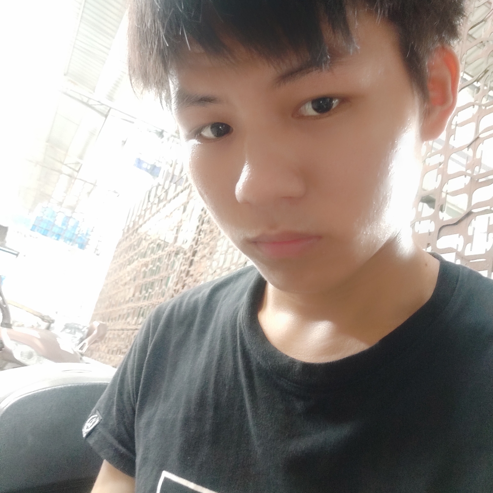 落寞凝眸服饰的照片