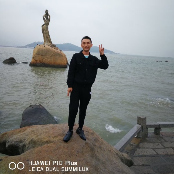 热情和大门的照片