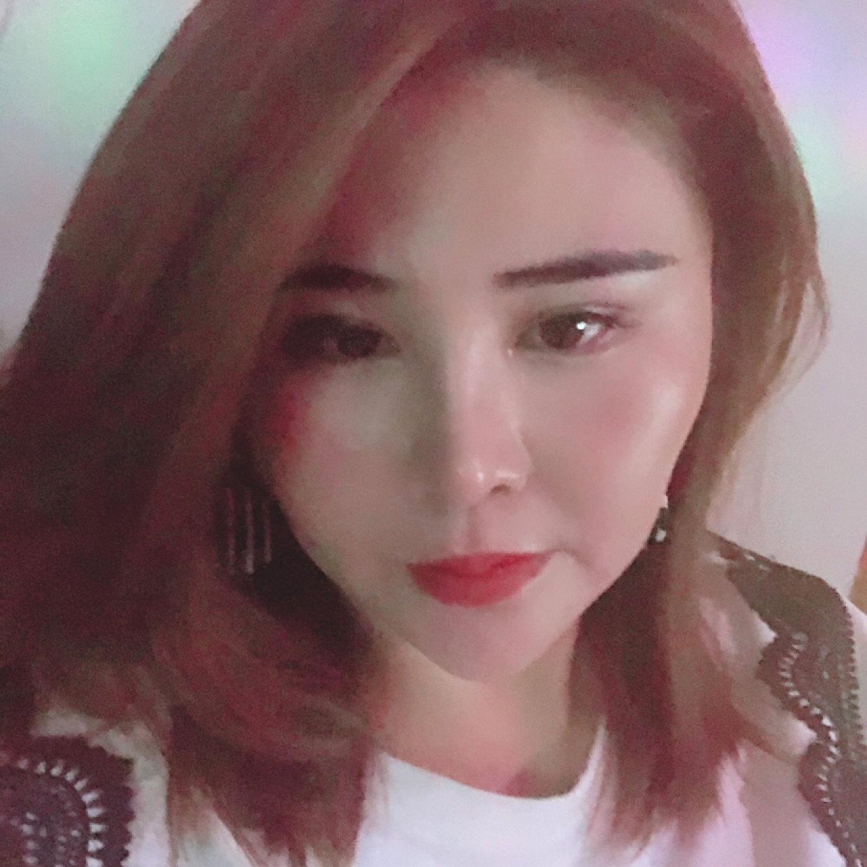 过客回首自信的照片
