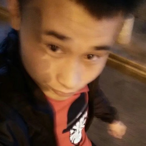 张国军的照片