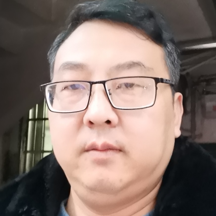 清脆倾心路灯的照片