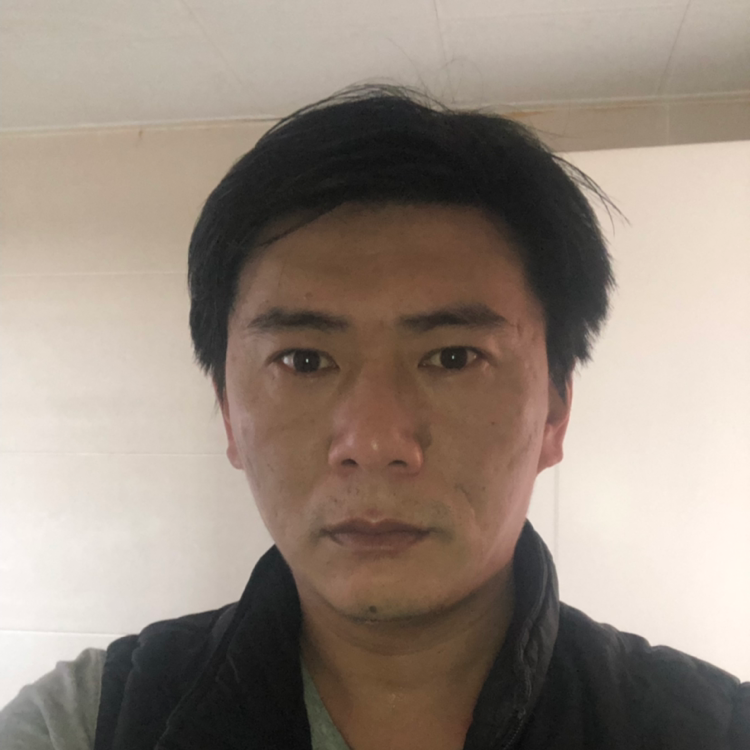 从容保卫鸡翅的照片