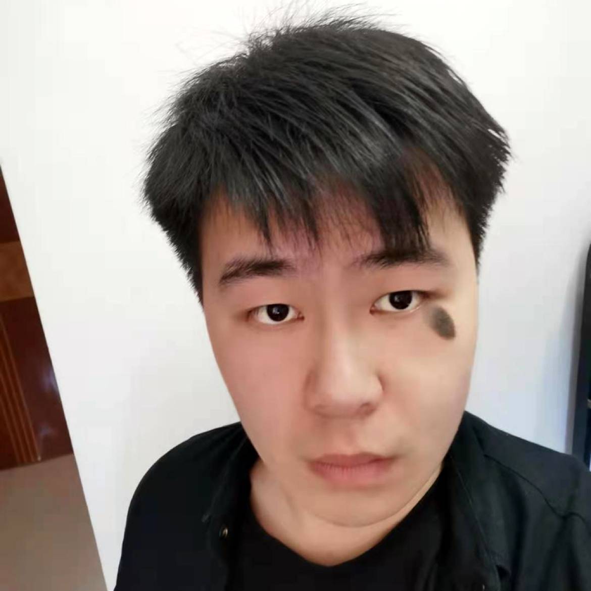 Bryanina的照片