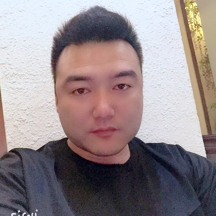 寂寞多么洛尘的照片