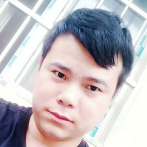 背后拾忆红玫瑰的照片