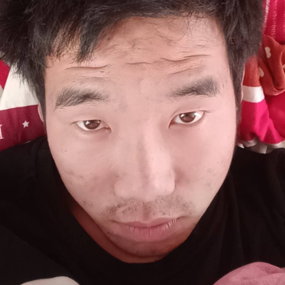 沉静泪了眼睛的照片