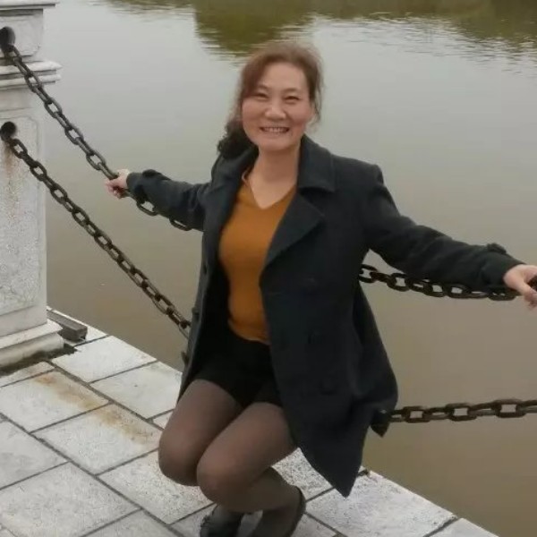 凤尚蓝的照片