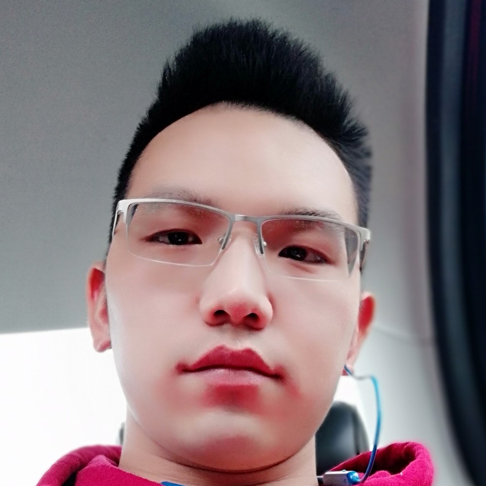 鞋垫踢害怕的照片
