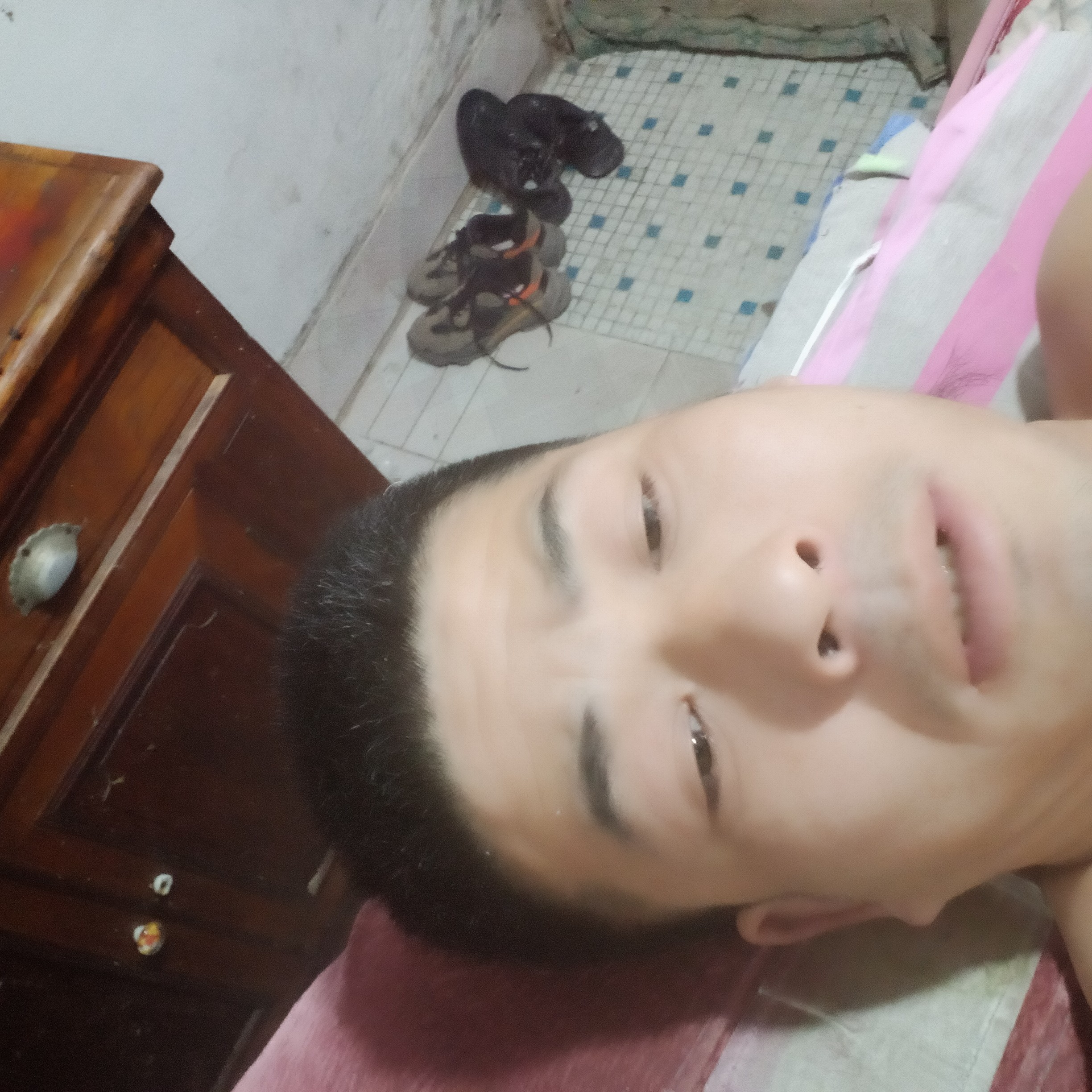 小丸子拿寂灭的照片
