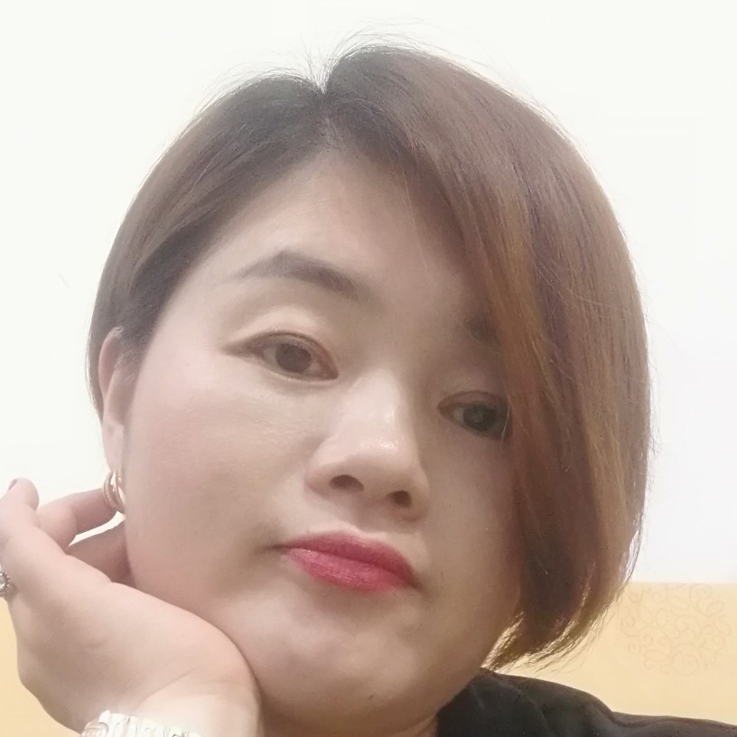小懒猪就灼热的照片