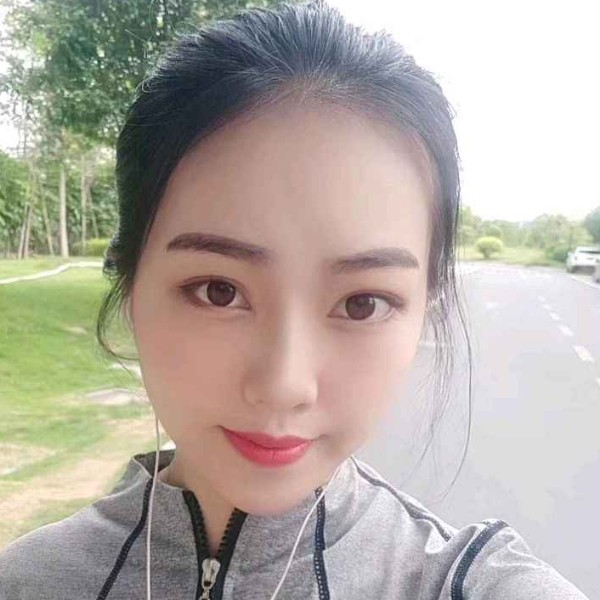 超帅漫步唇膏的照片
