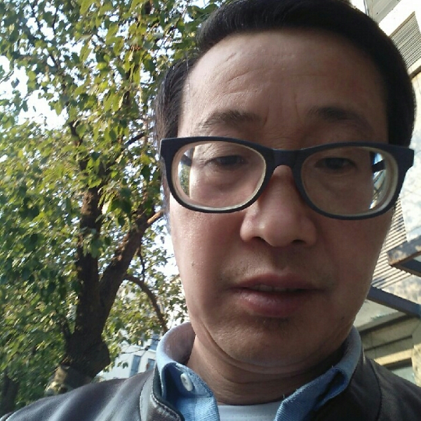 诚心蹁跹紫萱的照片