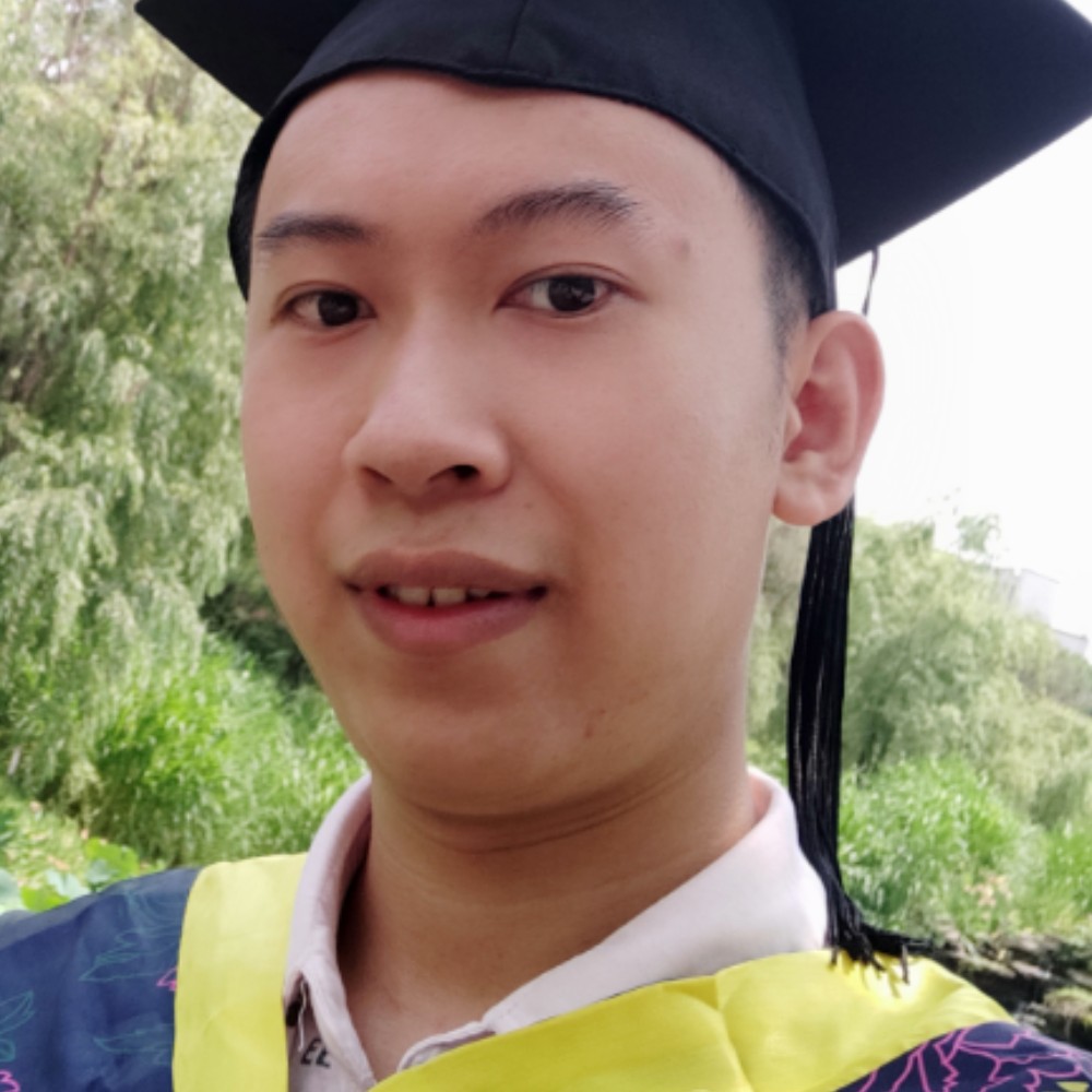 迷茫漫步月饼的照片