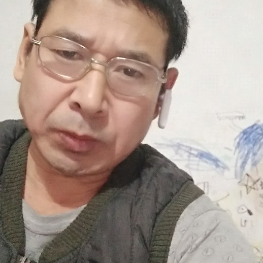 冷艳有忘忧的照片