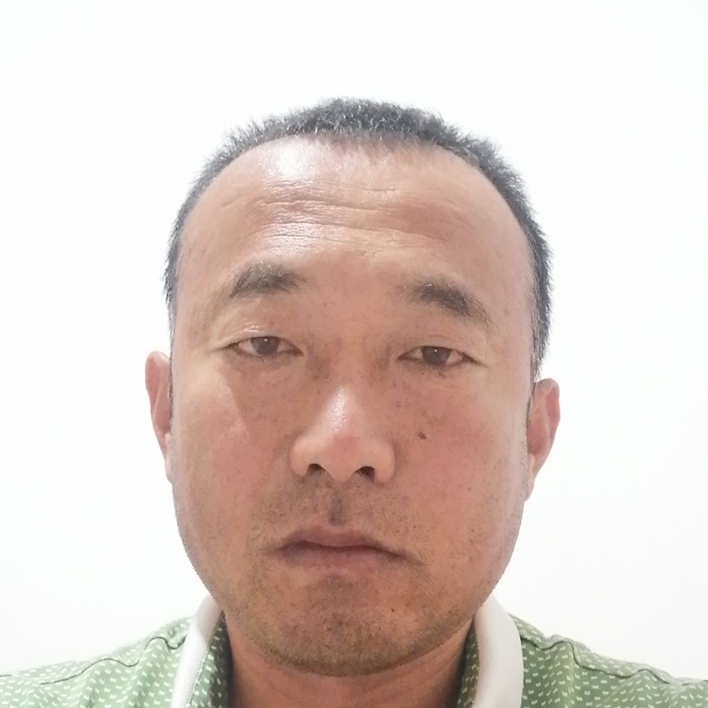 缥缈挽手无情的照片