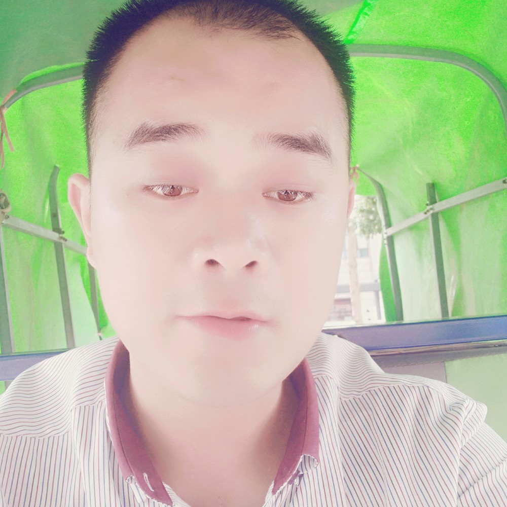 为了爱情奋斗。的照片
