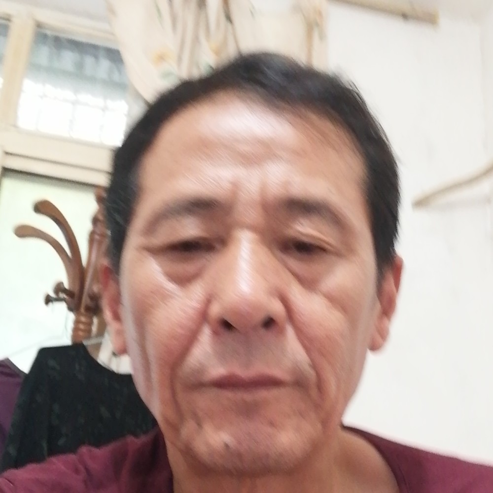 丁歌的照片