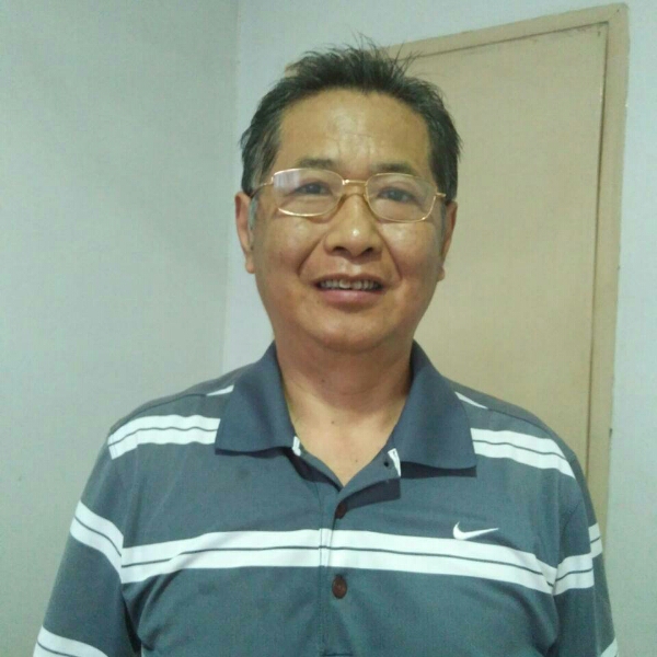 留胡子放弃化羽的照片