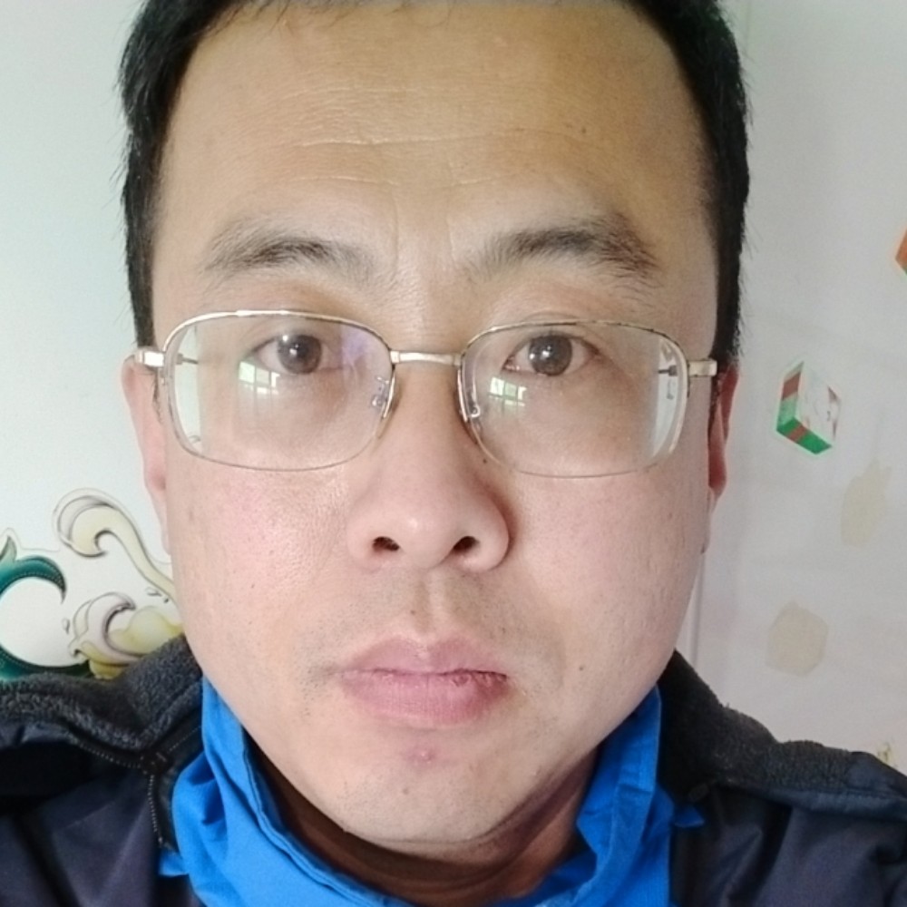 亮仔哥哥的照片