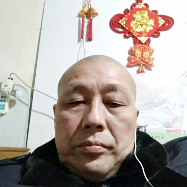 大胡子男子汉的照片