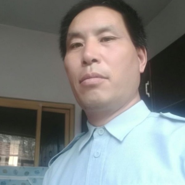 自信化羽的照片