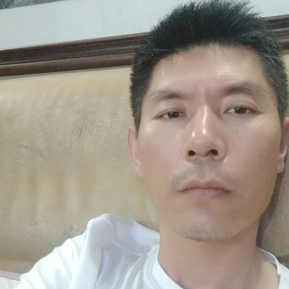 秋天恬静的照片