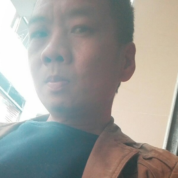 发嗲泪雨的照片