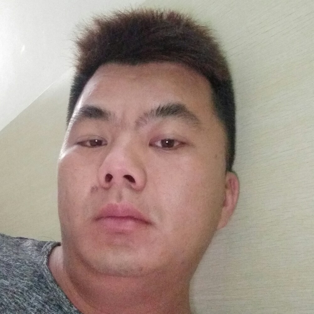 龙皓的照片