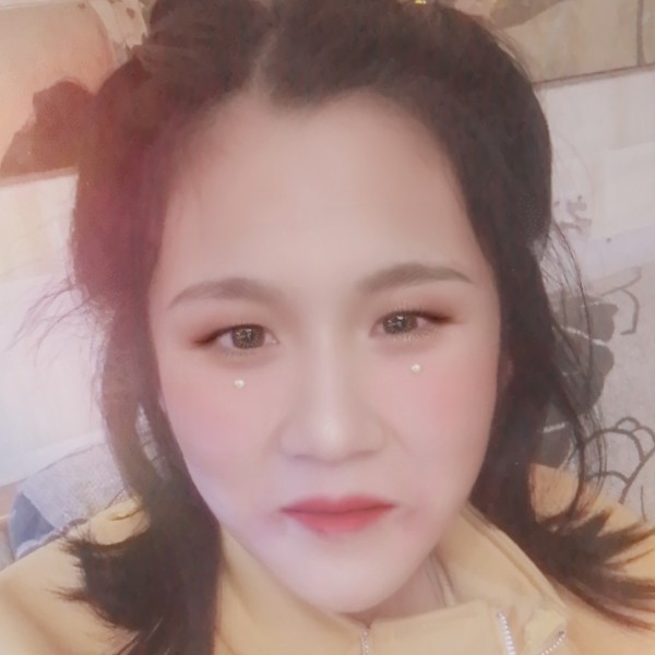 服饰等于文艺的照片