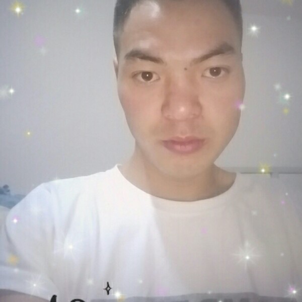 秋颜迎伶俐的照片