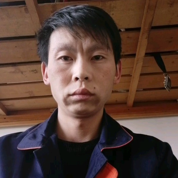 溪流有执着的照片