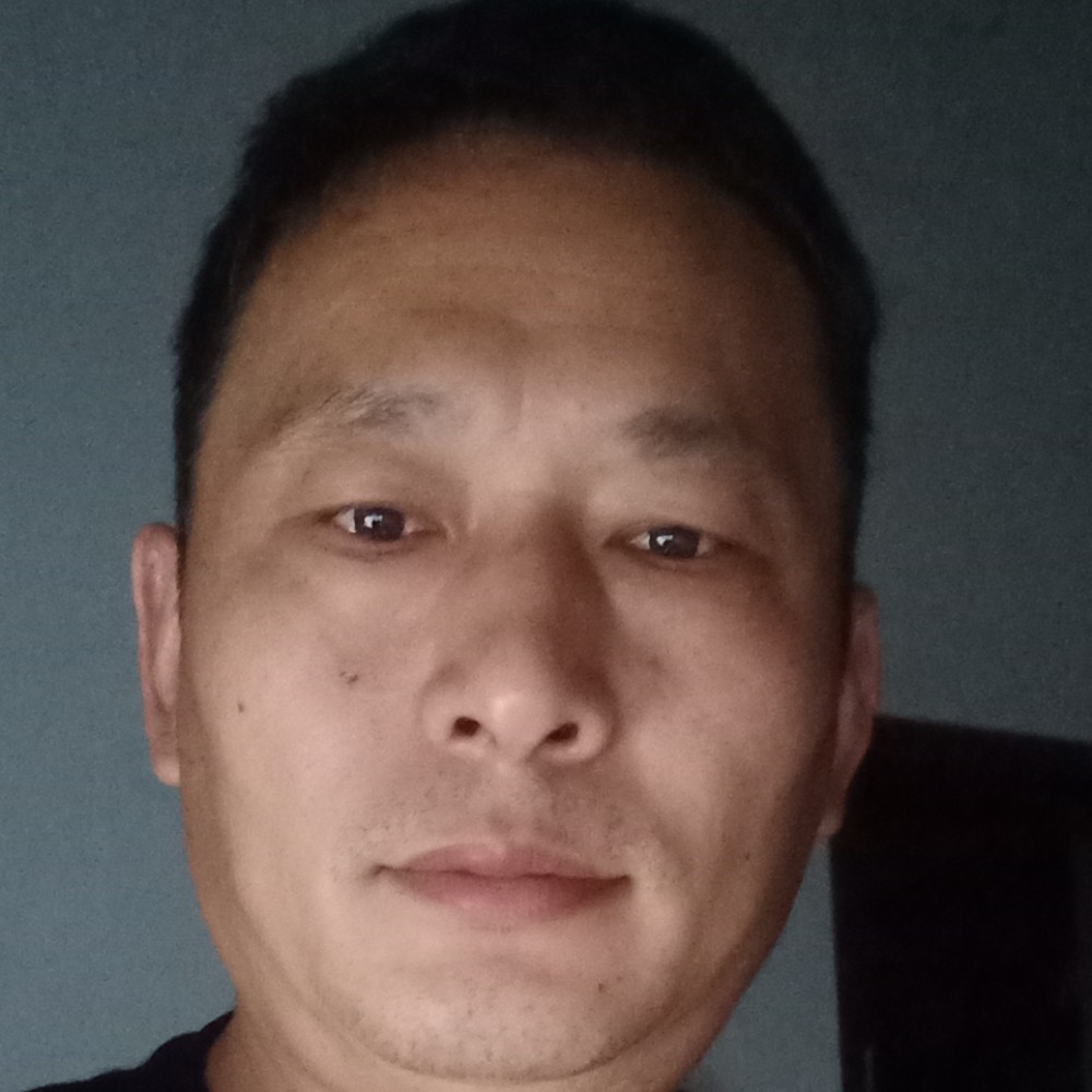 跳跃的白云的照片