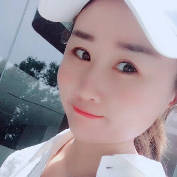 可靠玫瑰的照片