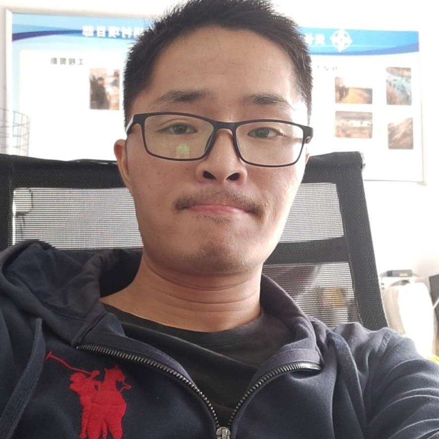大炮迎善良的照片