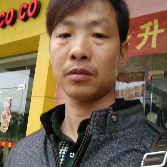 巨人乐观斌哥的照片