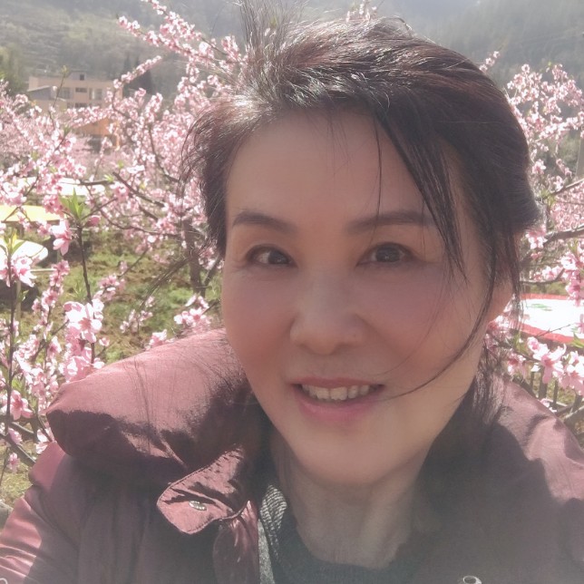 余生有个他的照片