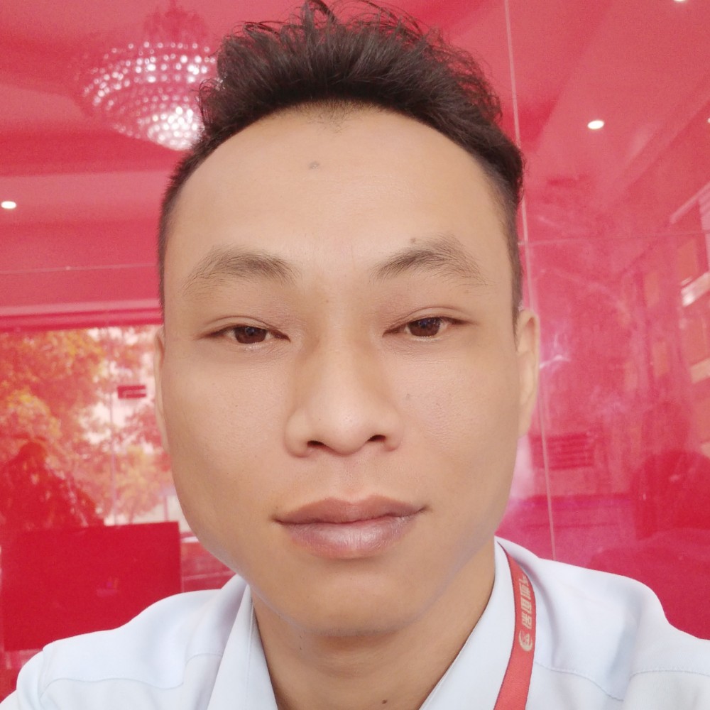 暖阳踢大力的照片